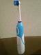 AZDENT Вращающаяся электрическая зубная щетка, работающая с 4-мя щетками для головы Устные гигиенические средства для здоровья Нет перезаряжаемой зубной щетки