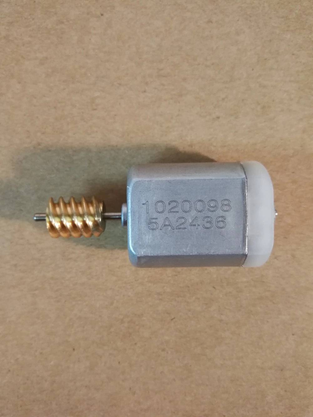 Автомобильный Дверной замок AZGIANT, центральный двигатель для Ford Focus Mazda M3, Land Rover, Jaguar, VOLVO, 1 шт.