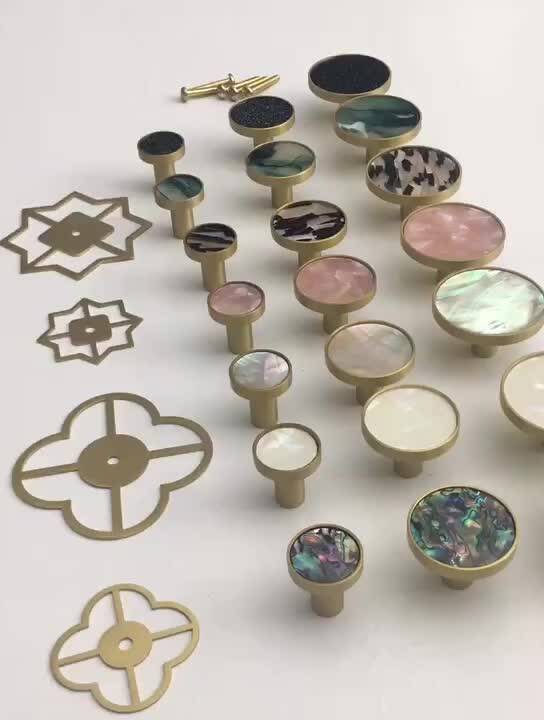 Ручки для мебели DOOROOM латунные круглые